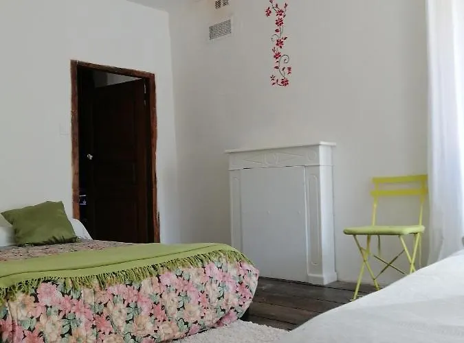 Maison De Caractere Semesterbostad *